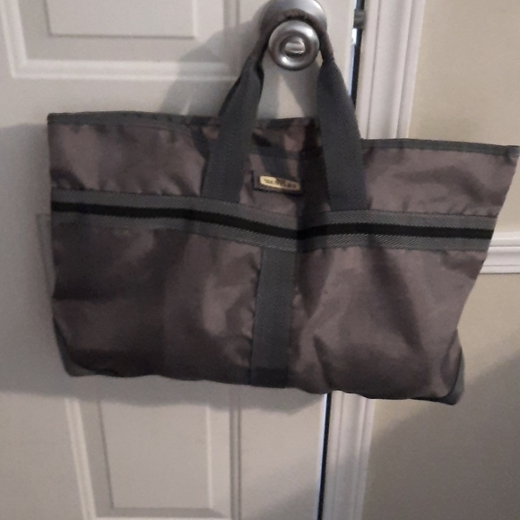 Sir Bentley Bags Sir Bentley Tote Bag 9wide X 17 It Is A Brownish